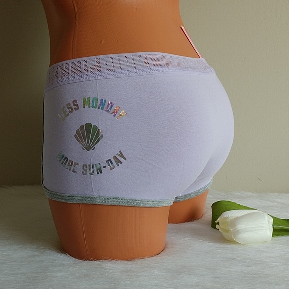 Size S🌺PINK VICTORIA'S SECRET LOGO BOYSHORT.nwt - Picture 2 of 5